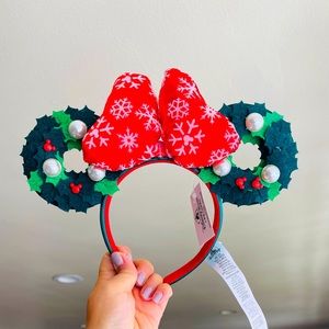 Disney Ears Christmas Holiday Wreath Mickey Minnie Ear Headband